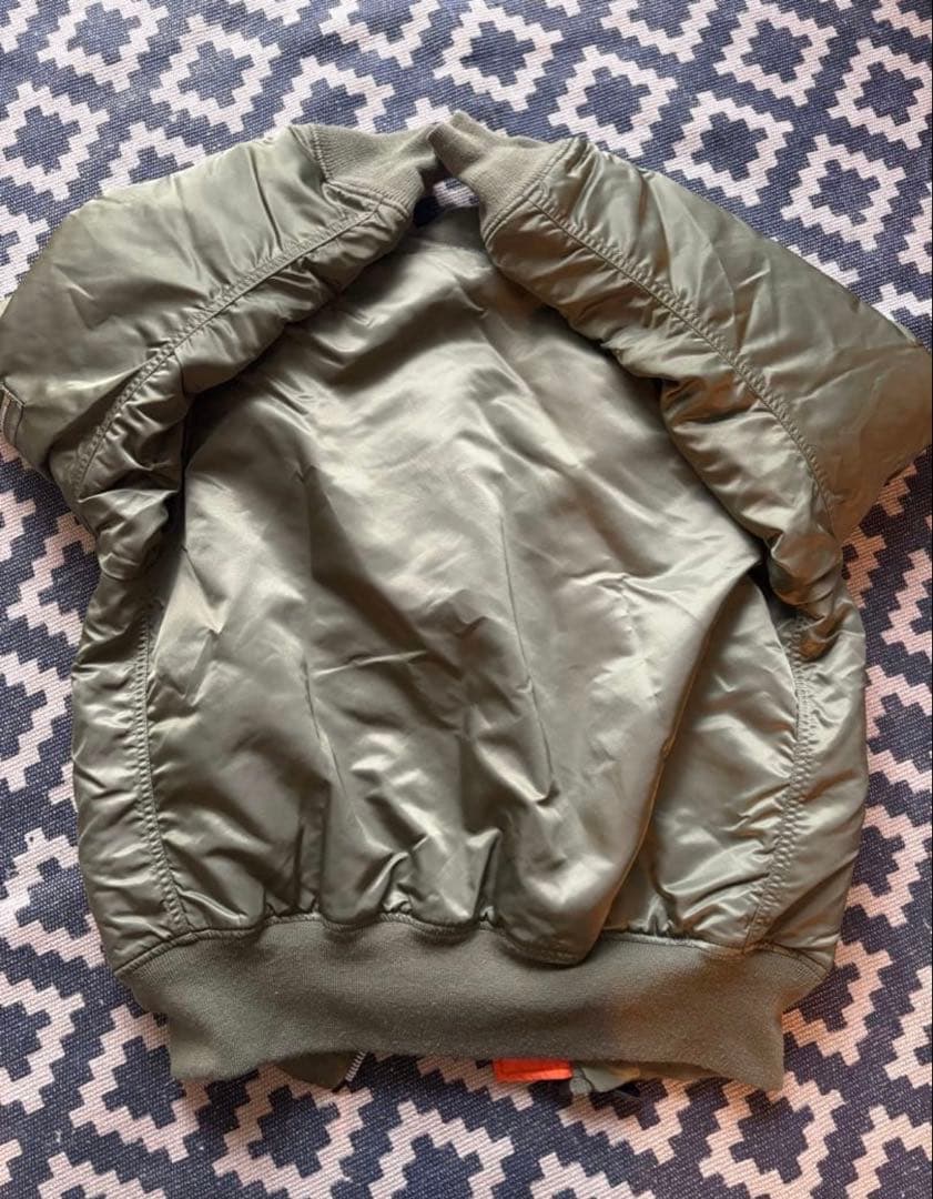 【美品】ストラップ付きAlpha Industries フライトジャケット