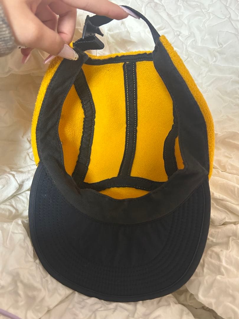 Supreme フリースキャップ イエロー ブラック