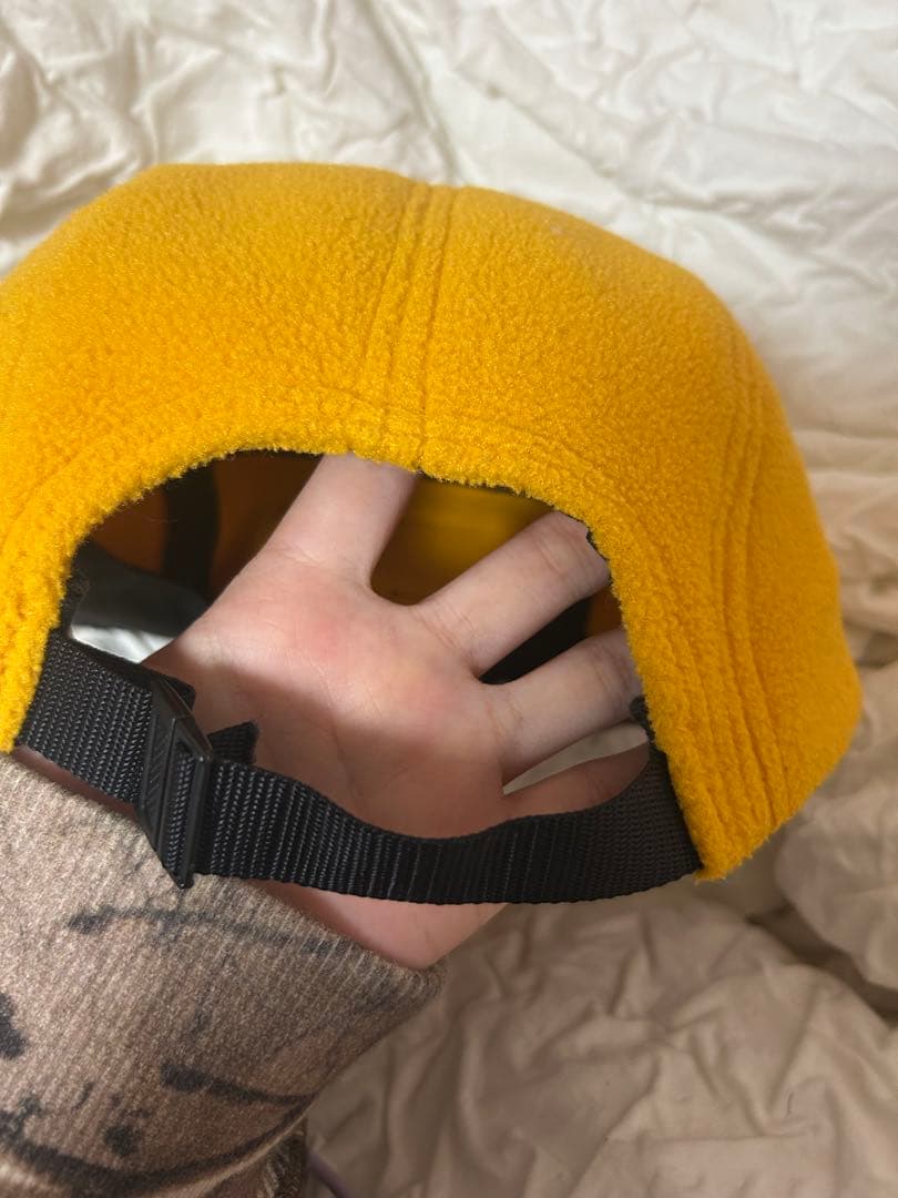 Supreme フリースキャップ イエロー ブラック