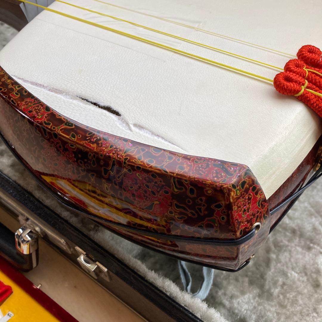 津軽三味線とハードケース、バチ他