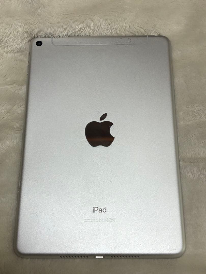 iPad mini 第5世代 64GB セルラーモデル シルバー