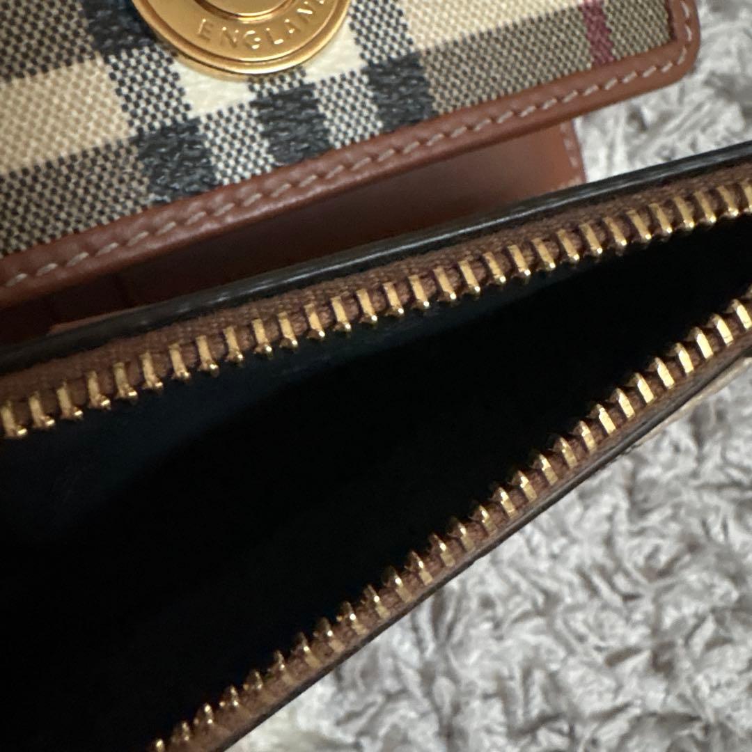 Burberry チェック柄 三つ折り財布★