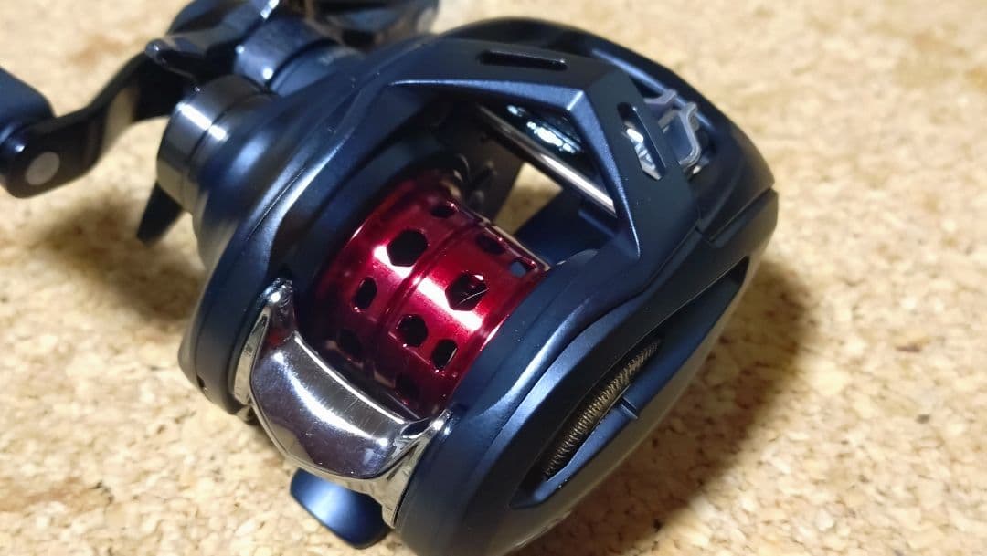 美品！！DAIWA 25 アルファス BF TW 8.5L 試投のみ　ダイワ