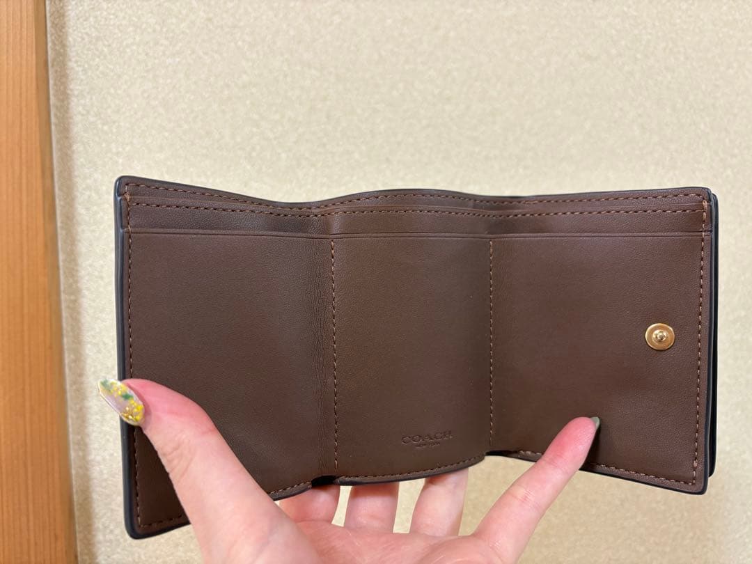 COACH ロゴ入り三つ折り財布 ブラウン