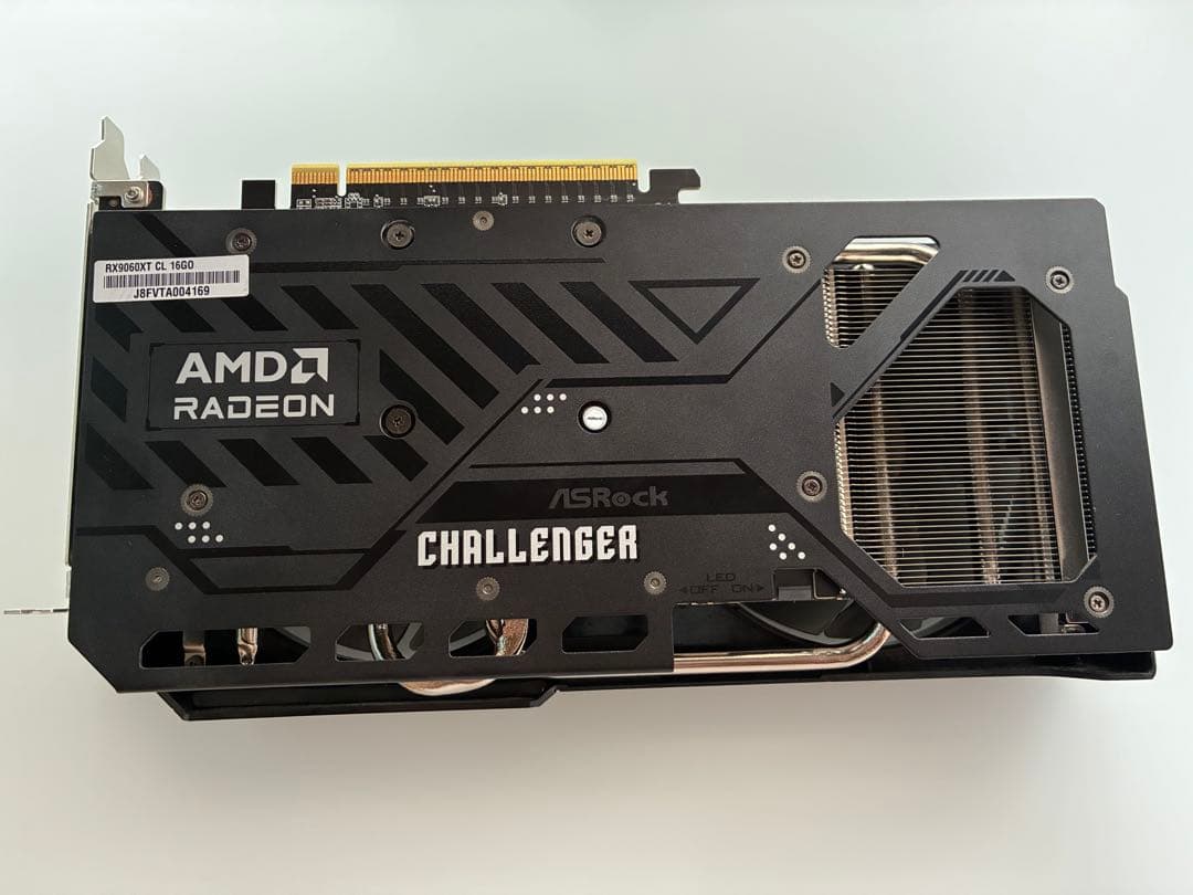 グラフィックボード・グラボ・ビデオカード ASRock Radeon RX9060XT Challenger 16gb