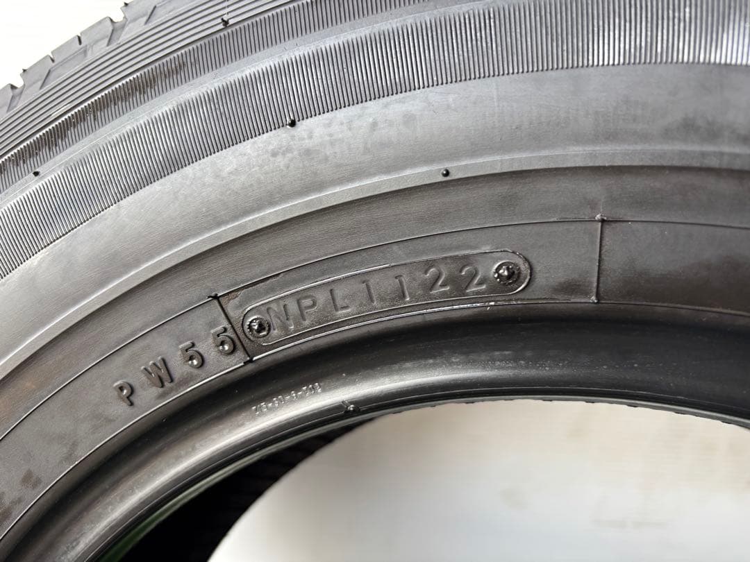 ①✅ 195/80R15 107/105L TOYO V02e国産 送料無料‼️