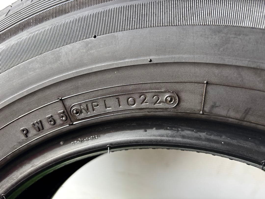 ①✅ 195/80R15 107/105L TOYO V02e国産 送料無料‼️