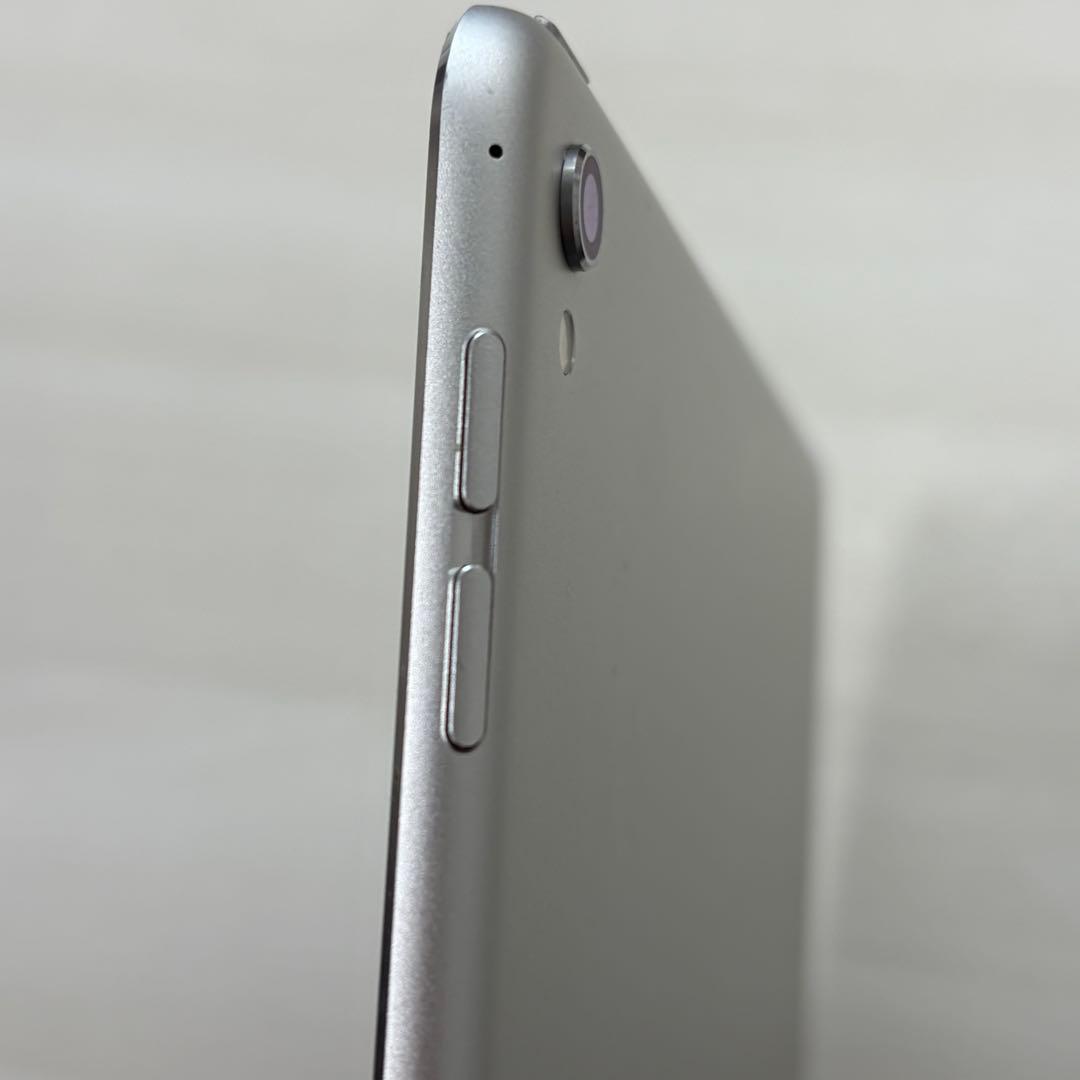 iPad Pro 初代 9.7インチ 128gb シルバー WiFiモデル