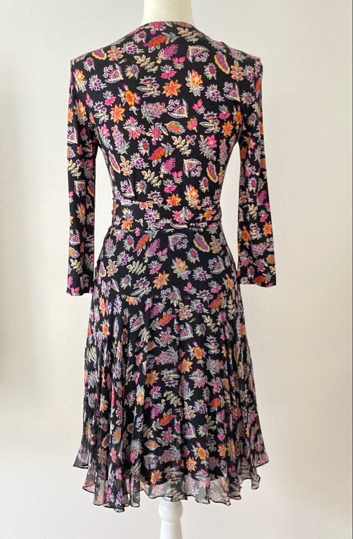 美品　6 Diane Von Furstenberg M ラップドレス