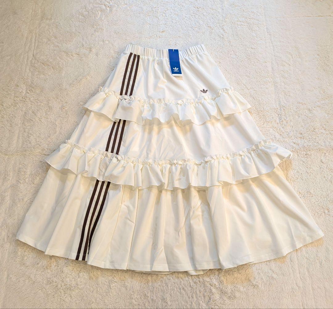 韓国adidas 日本未発売フリルスカート ストライプ ホワイト　レア　M