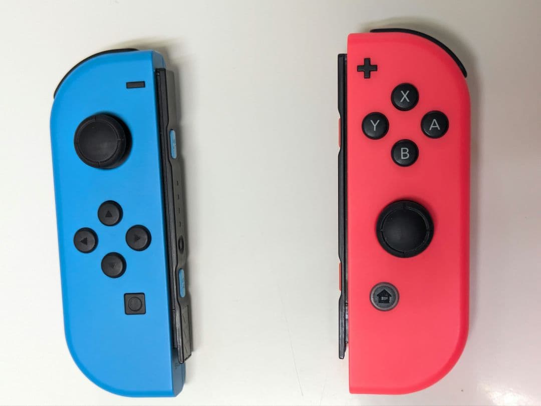 NintendoSwitchニンテンドースイッチ joy-conレッド/ブルー