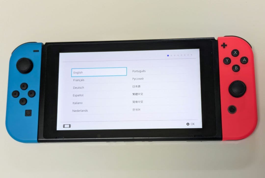 NintendoSwitchニンテンドースイッチ joy-conレッド/ブルー