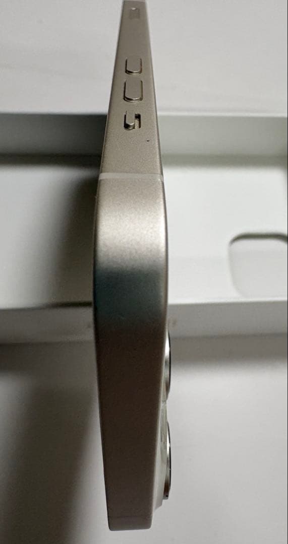 ★チム★ iPhone 14 スターライト　128gb