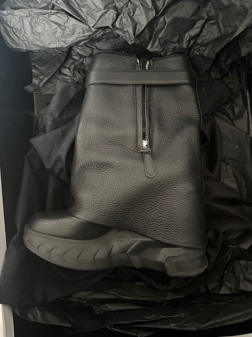 GIVENCHY シャークロックブーツ　ブラック 37