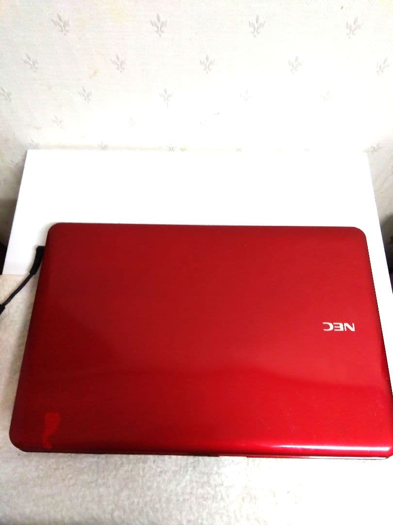 NEC LaVieレッドノートPC 15.6インチ　 ジャンク品