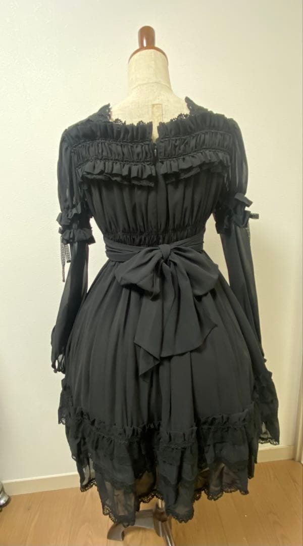 BABY,THE STARS SHINE BRIGHTシャーリングシフォンワンピ