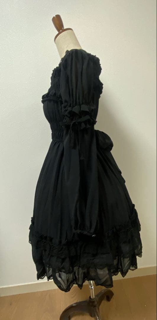BABY,THE STARS SHINE BRIGHTシャーリングシフォンワンピ