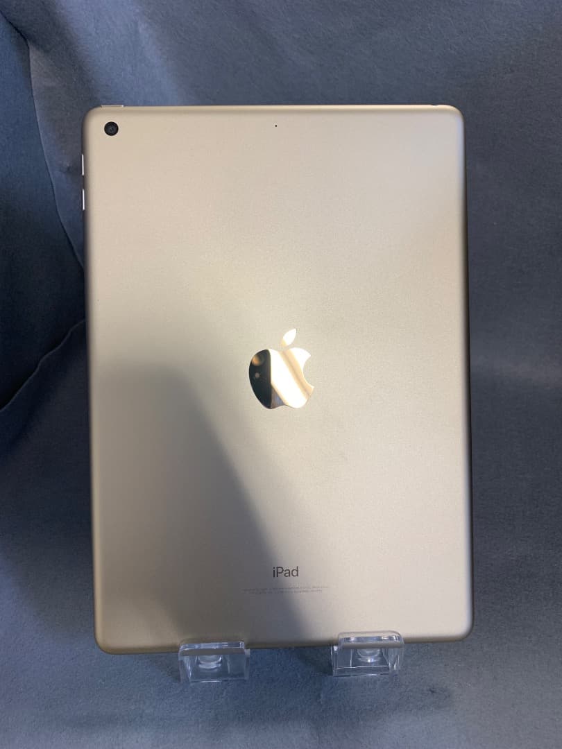 超美品 iPad 第5世代 128GB Wi-Fi版 ゴールド色