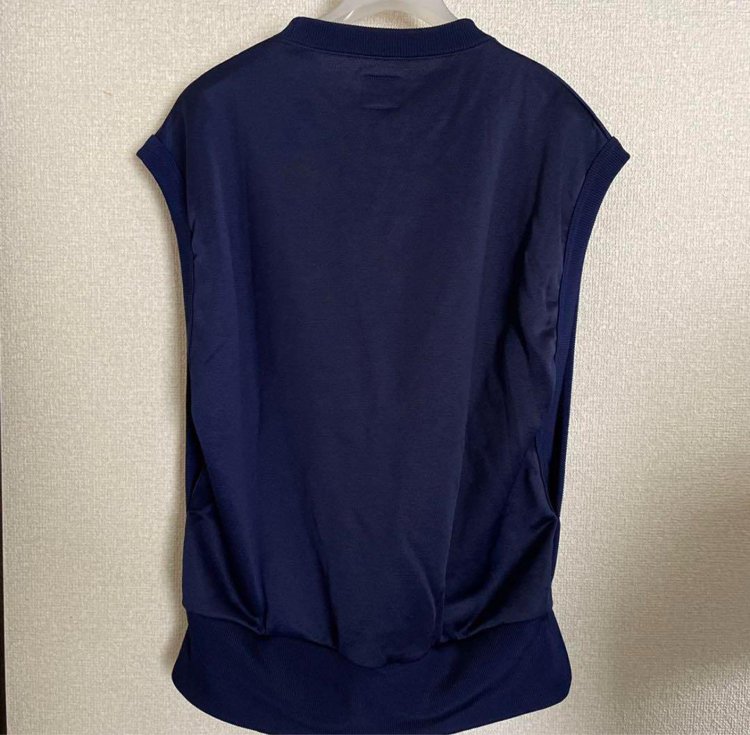 Needlesスリーブレスベスト