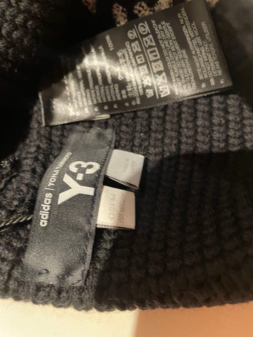 Y-3 ブラック ニット帽　ヨウジヤマモト　新品