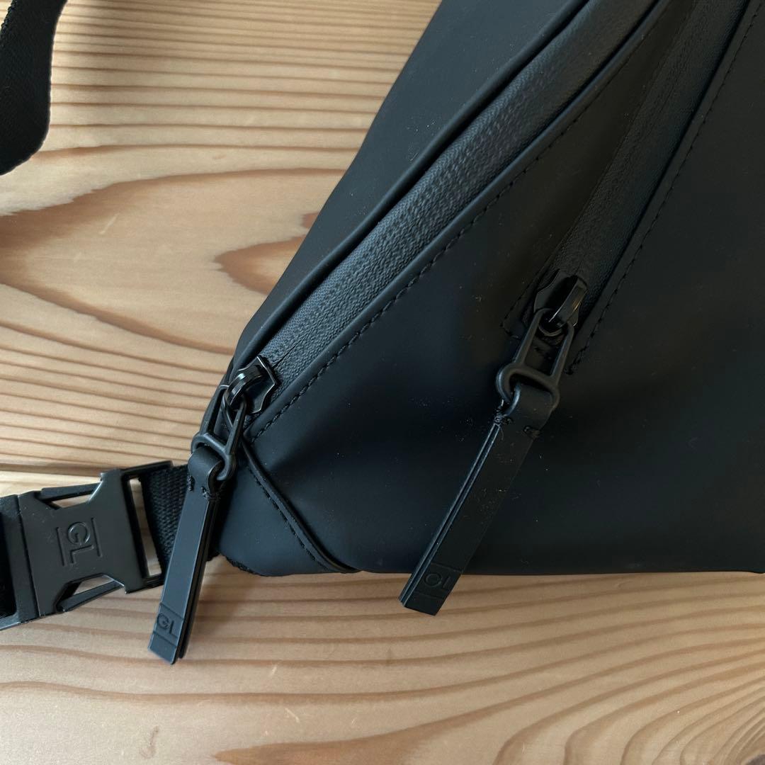 【新品】GASTON LUGA /SPLÄSH BUM BAG