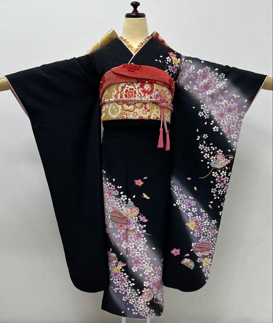 振り袖　フルセット　別誂長襦袢　成人式　金彩加工　刺繍入り　黒　刺繍半襟　803