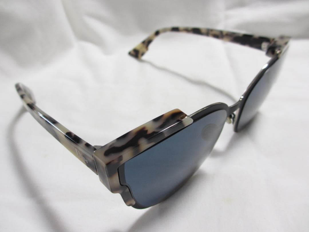 ★ Christian　Dior ディオール　サングラス　P7HKU