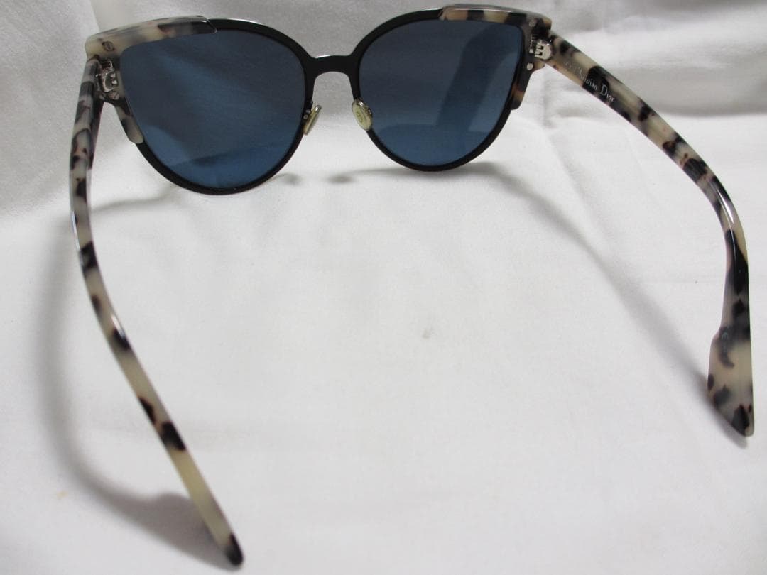 ★ Christian　Dior ディオール　サングラス　P7HKU