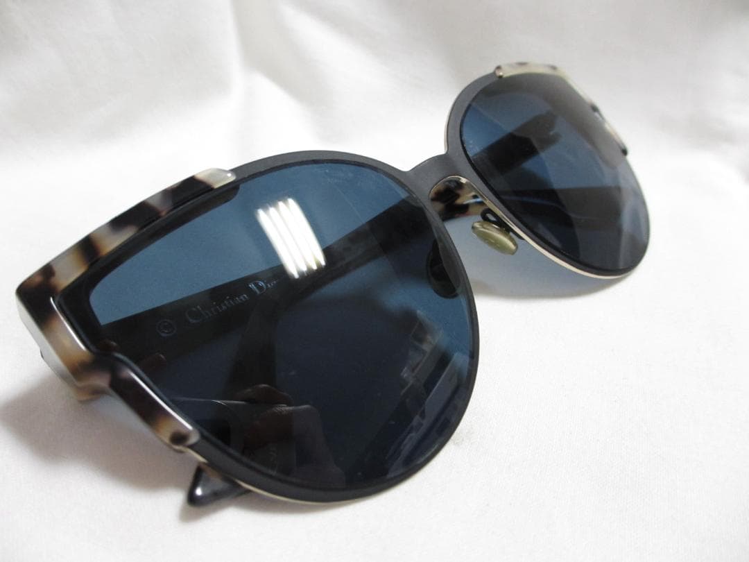 ★ Christian　Dior ディオール　サングラス　P7HKU