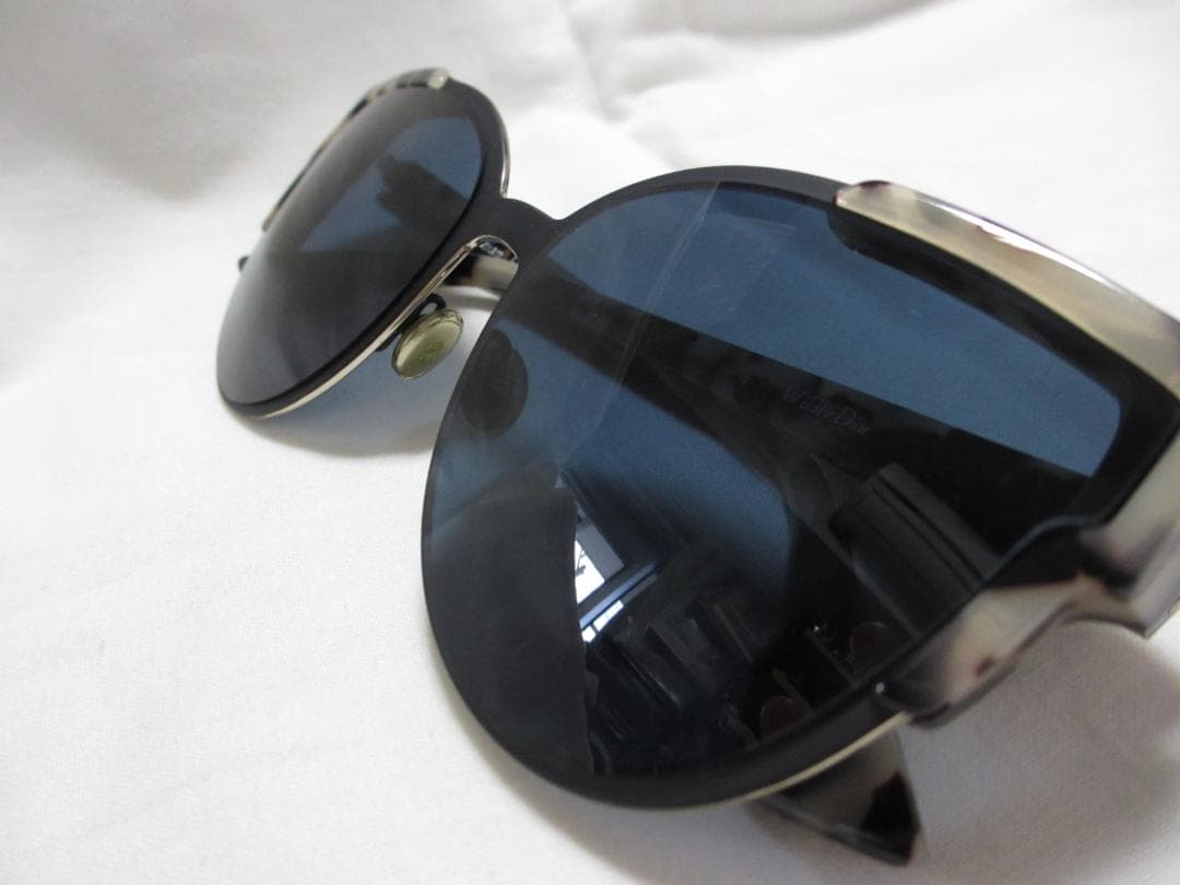 ★ Christian　Dior ディオール　サングラス　P7HKU