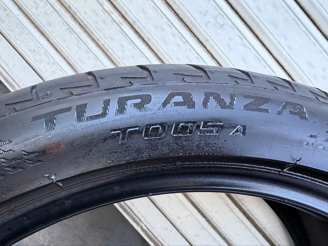 トランザ T005A 225/45R19 タイヤ 2本中古