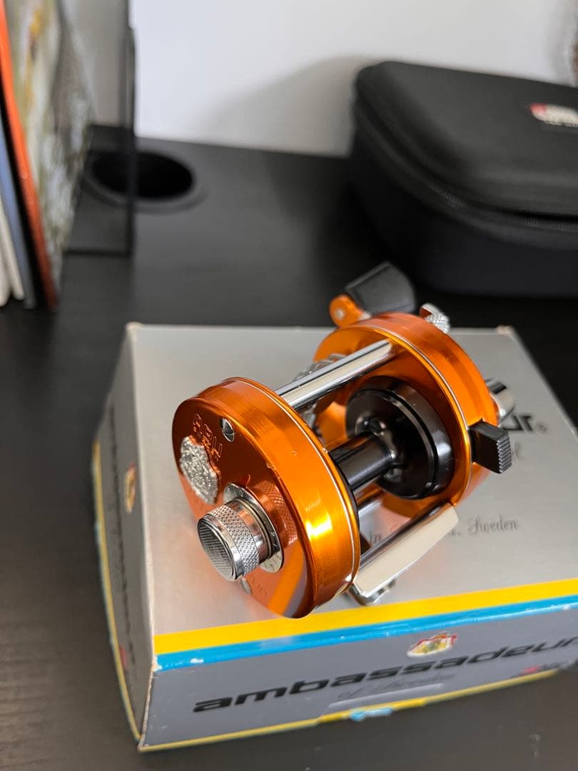 abu アンバサダー2500c サンセットオレンジ