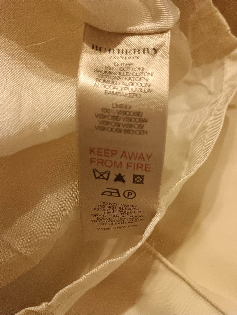 未使用　BURBERRY ワンピース 3Y　98cm