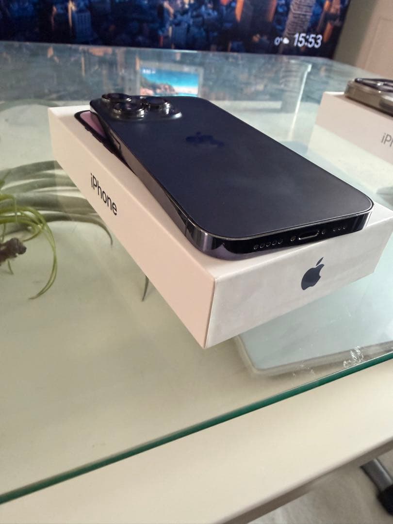 J*読様 iPhone14 Pro 1TB