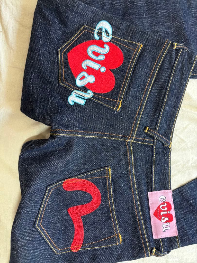 EVISU ドンナカモメハートデニムジーンズ