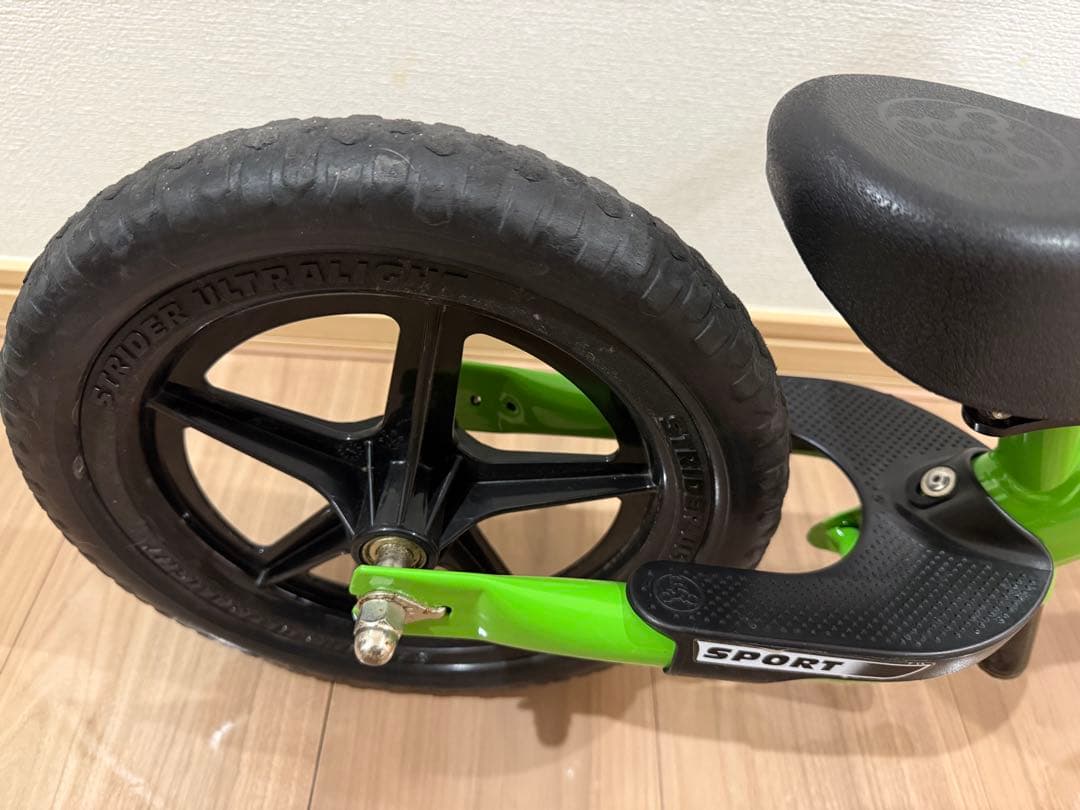 STRIDER スポーツモデル バランスバイク グリーン