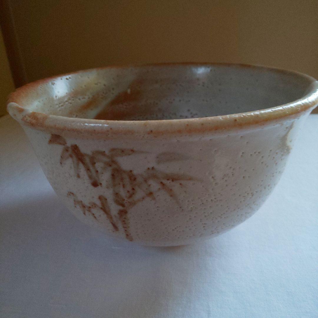 A 210 　　主菓子器 ・志野（共箱付き）