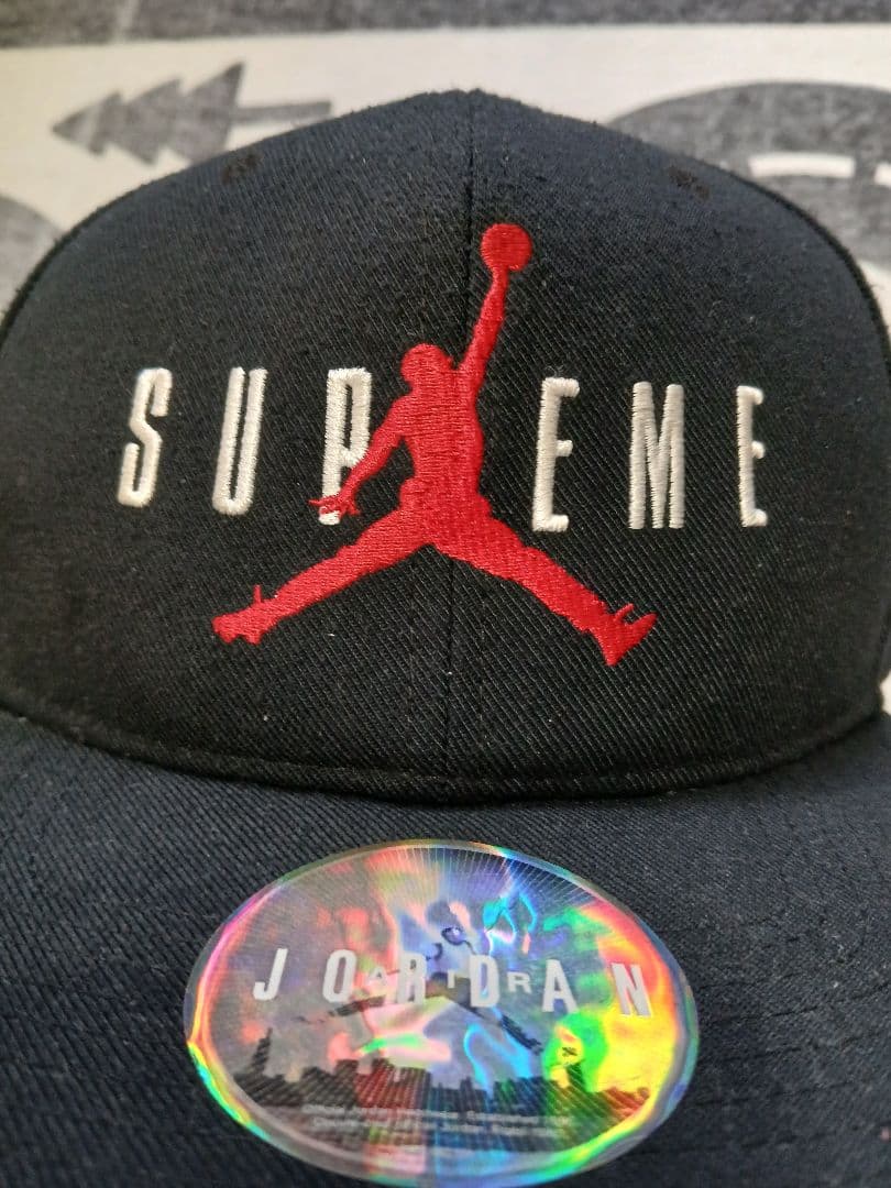Supreme NIKE Air Jordan 6-Panel キャップ
