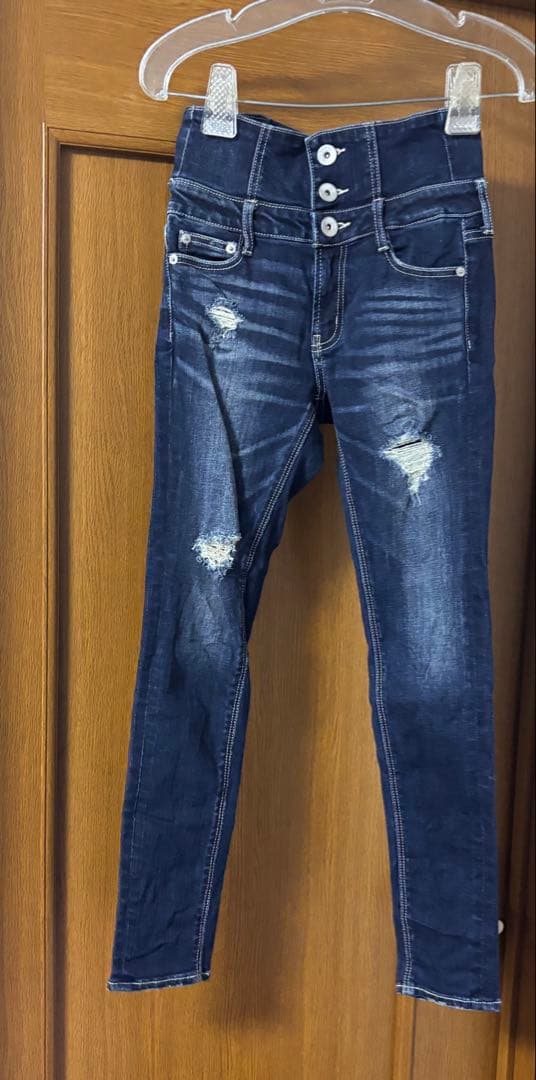 m*m様 Sサイズ ハイウエストバッククロスダメージスキニーデニムパンツ
