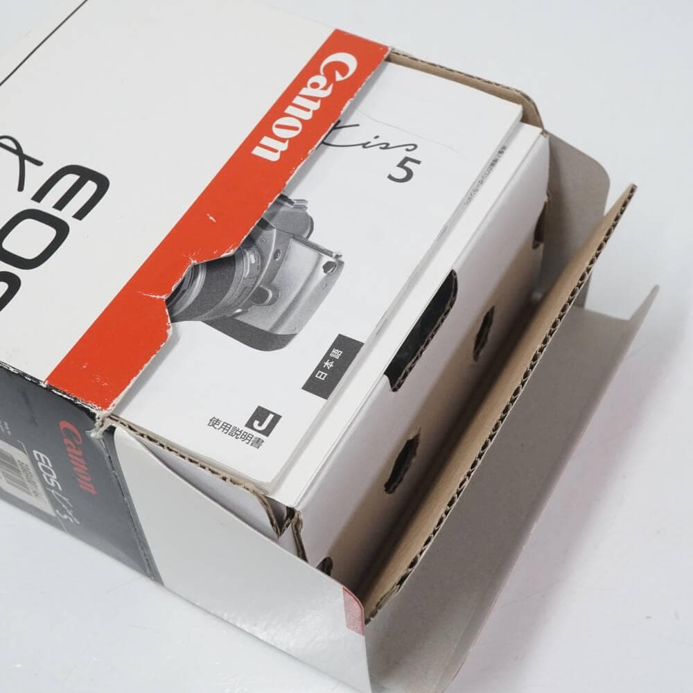 Canon EOS Kiss 5 フィルムカメラ USED超美品 通電確認のみ