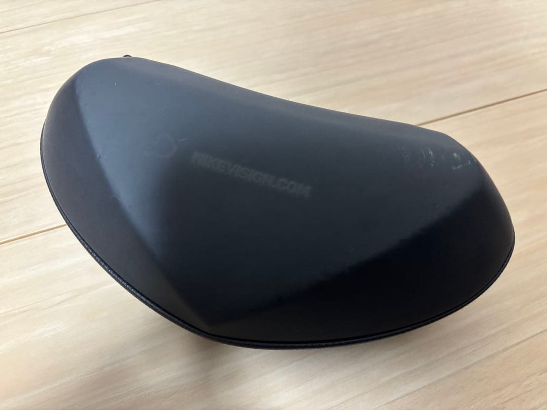 最終価格　美品 ナイキ サングラス DC2856-451