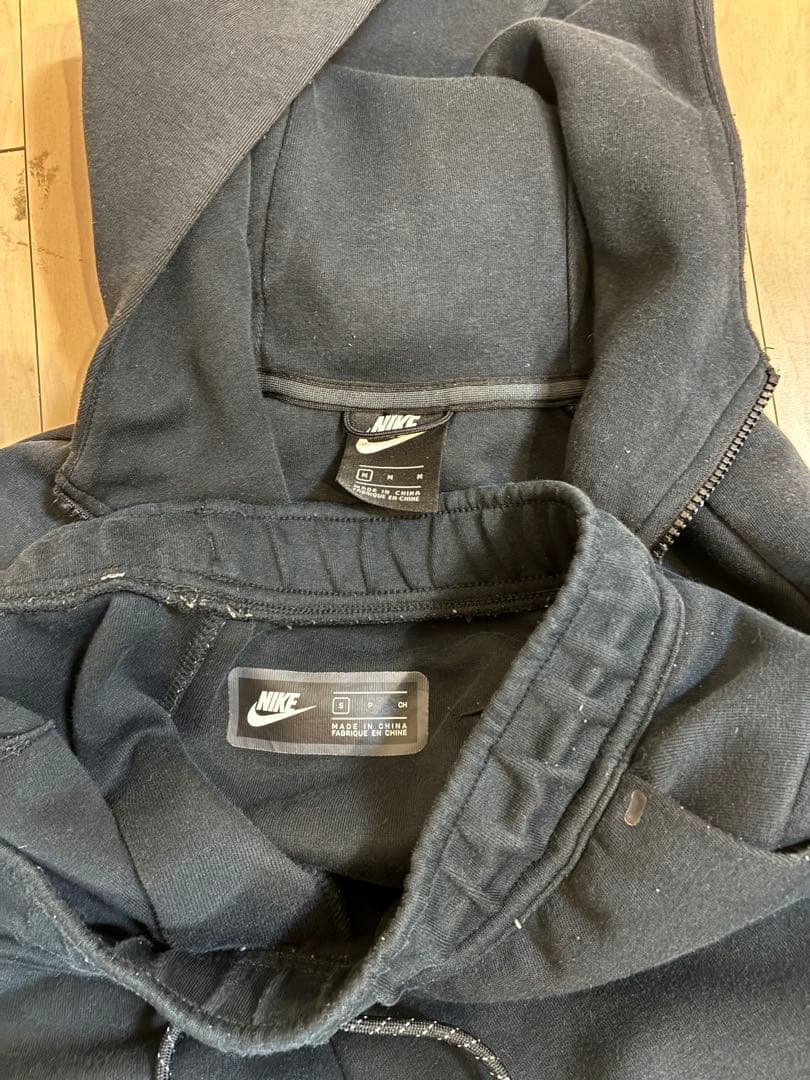 Nike テックフリースセットアップ　黒タグ