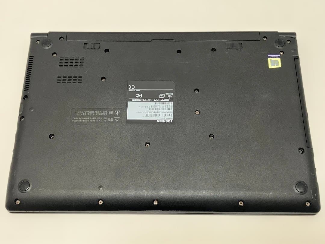 東芝ノートパソコン Core i3/8GB/SSD/Windows11