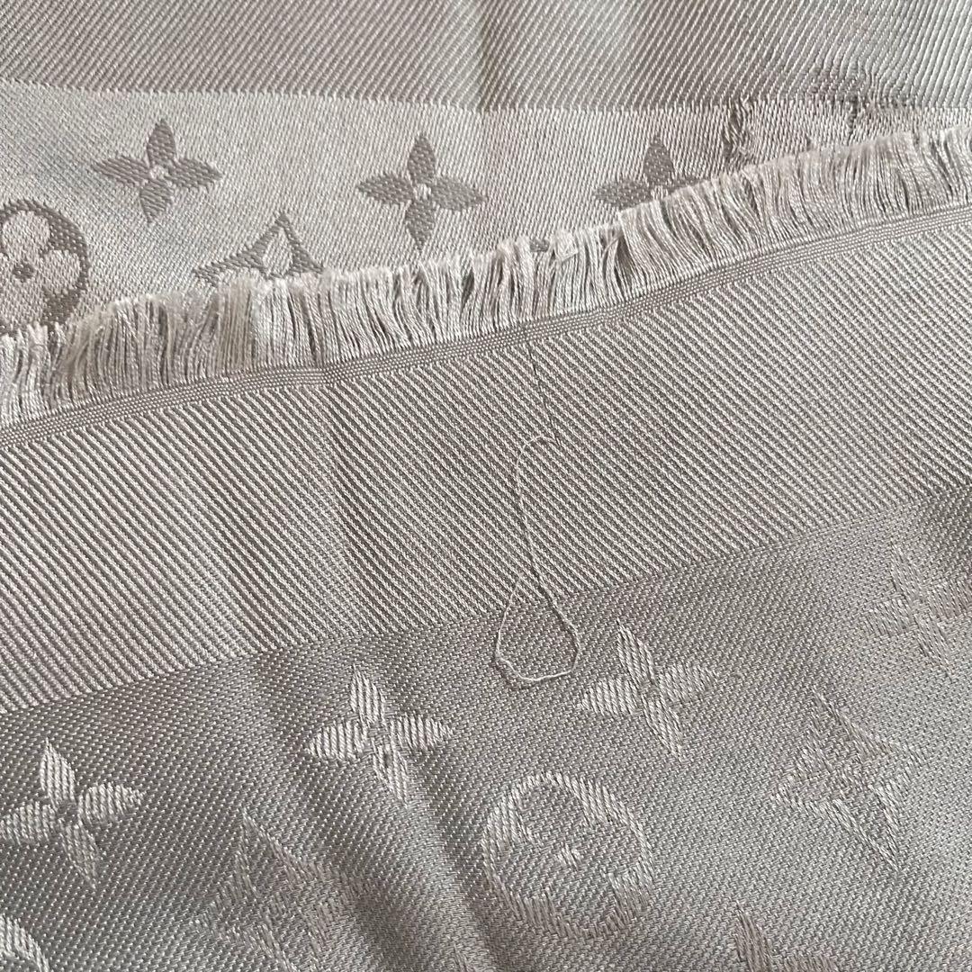ルイヴィトン モノグラム　総柄　ショール　 大判ストール　マフラー　グレー　近年