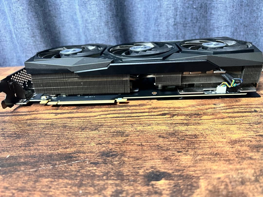 グラフィックボード・グラボ・ビデオカード MSI RTX 3090 GAMING X TRIO 24G 116