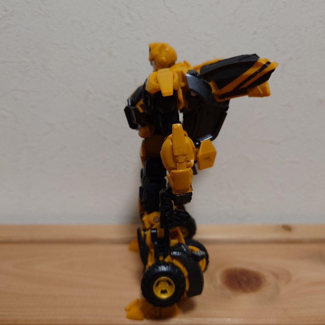 トランスフォーマーリアクティベート バンブルビー スタースクリーム