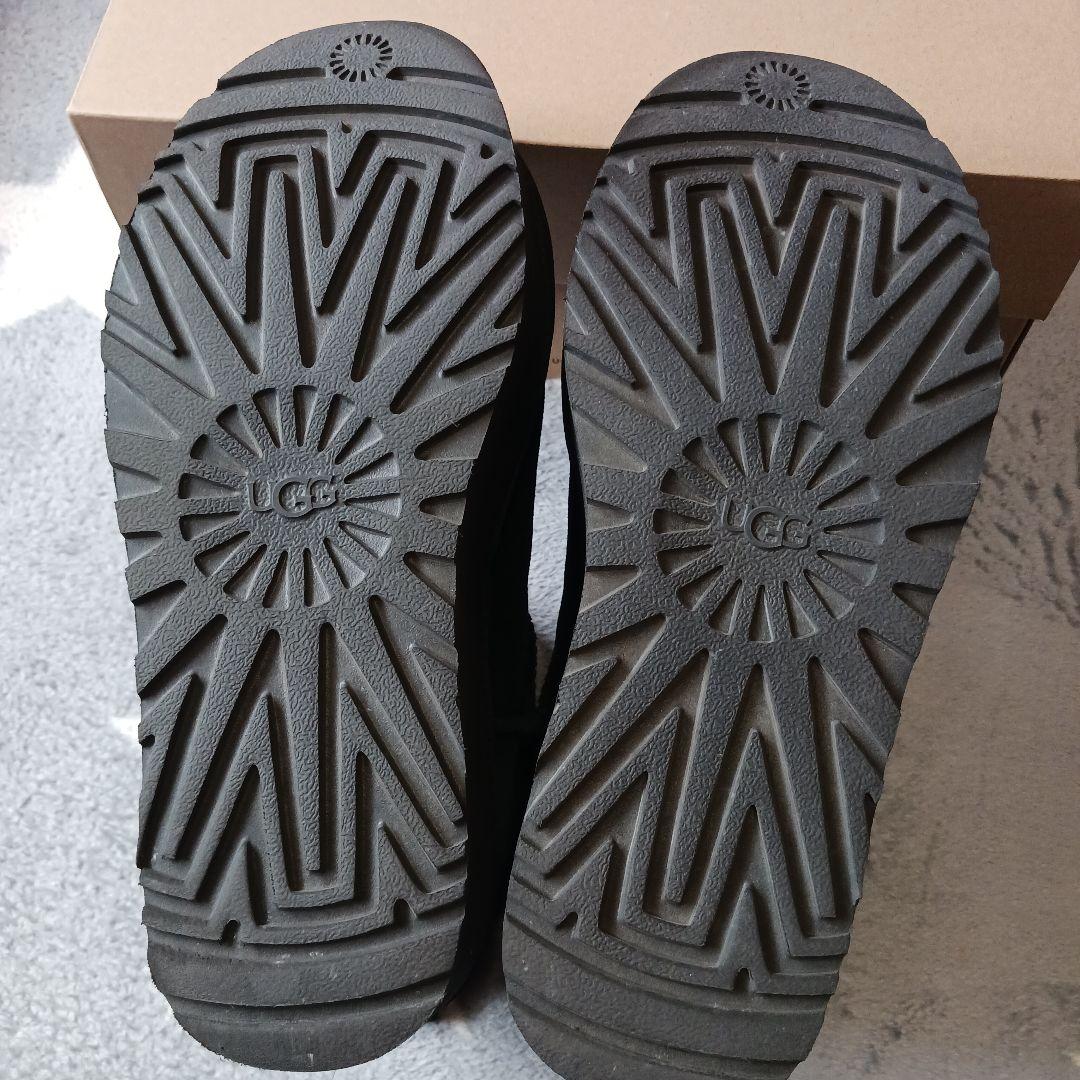 ★美品♪UGG・ショートブーツ・ムートンブーツ・黒・24㌢・箱付き★