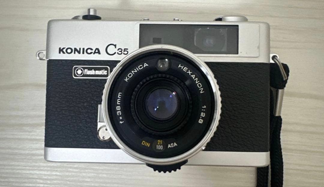 【KONICA】C35 コニカ　フィルムカメラ 発売日:1968年