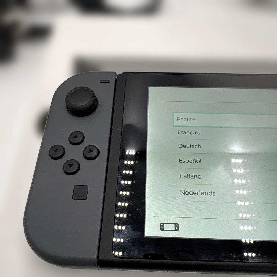 美品　【動作確認済・初期化済】NintendoSwitch本体
