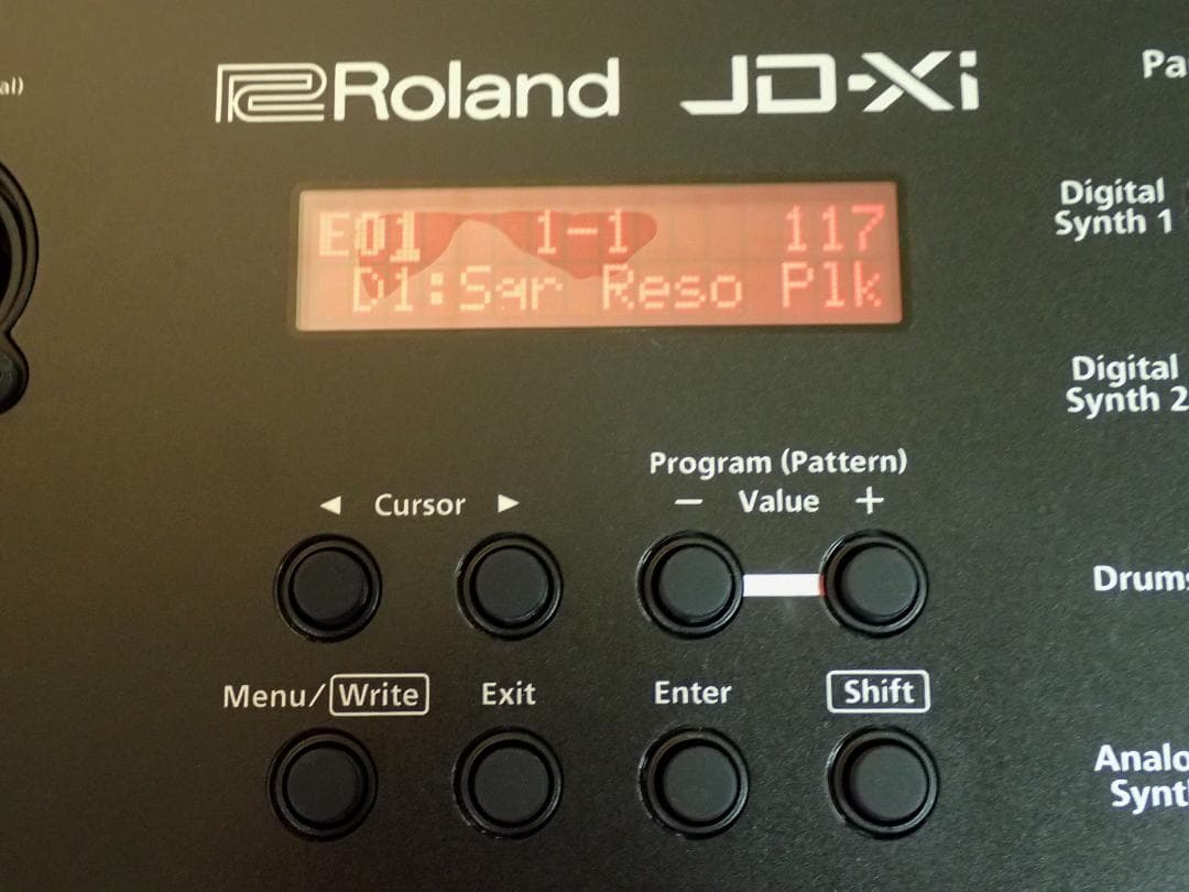 Roland JD-Xi シンセサイザー 専用ケース+オーバーレイ付き *美品